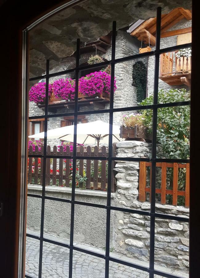 Deacons Lodge Bardonecchia Exteriör bild